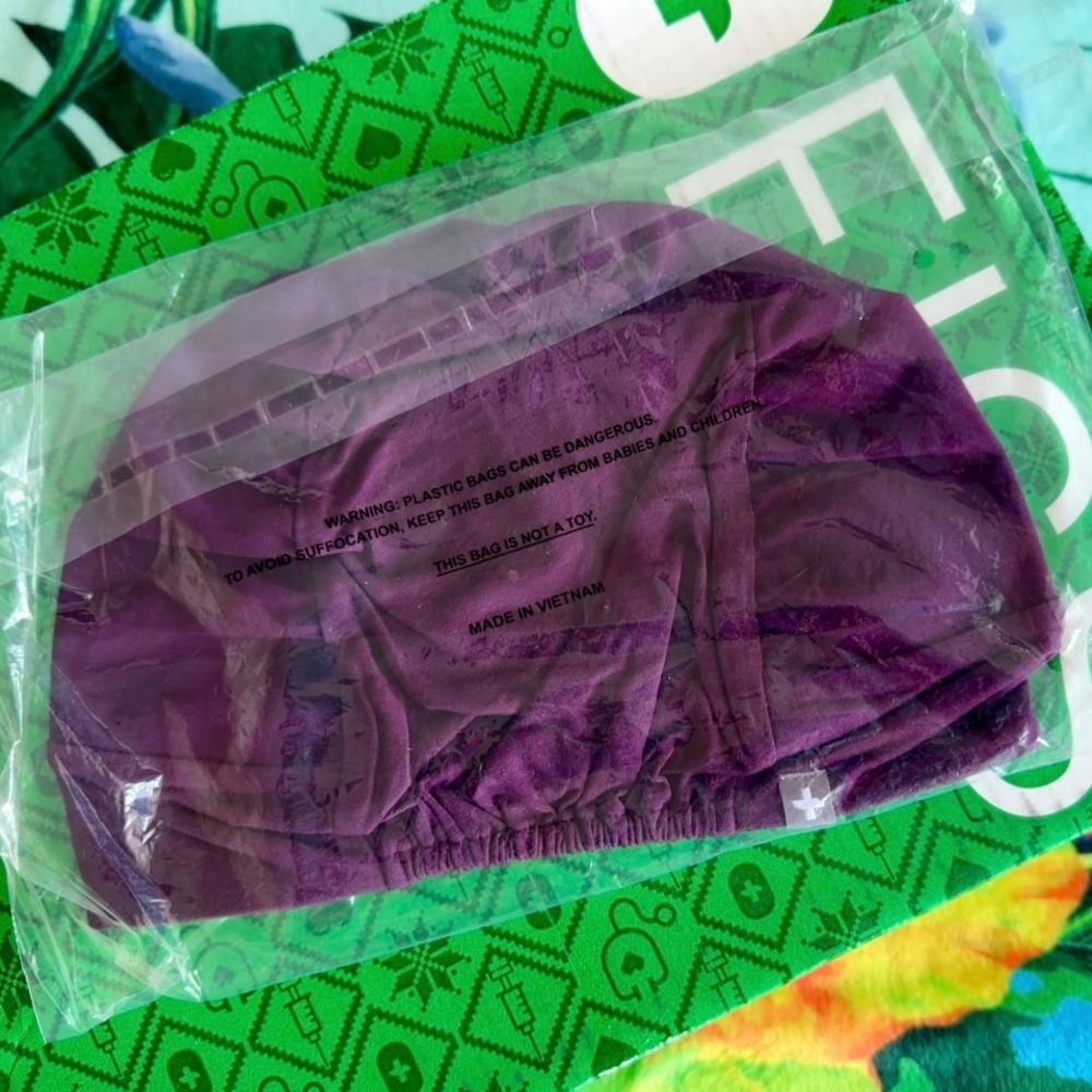 FIGS Unisex Modern Expandable Scrub Cap Deep Purple ๐ค๐ - Picture 6 of 7